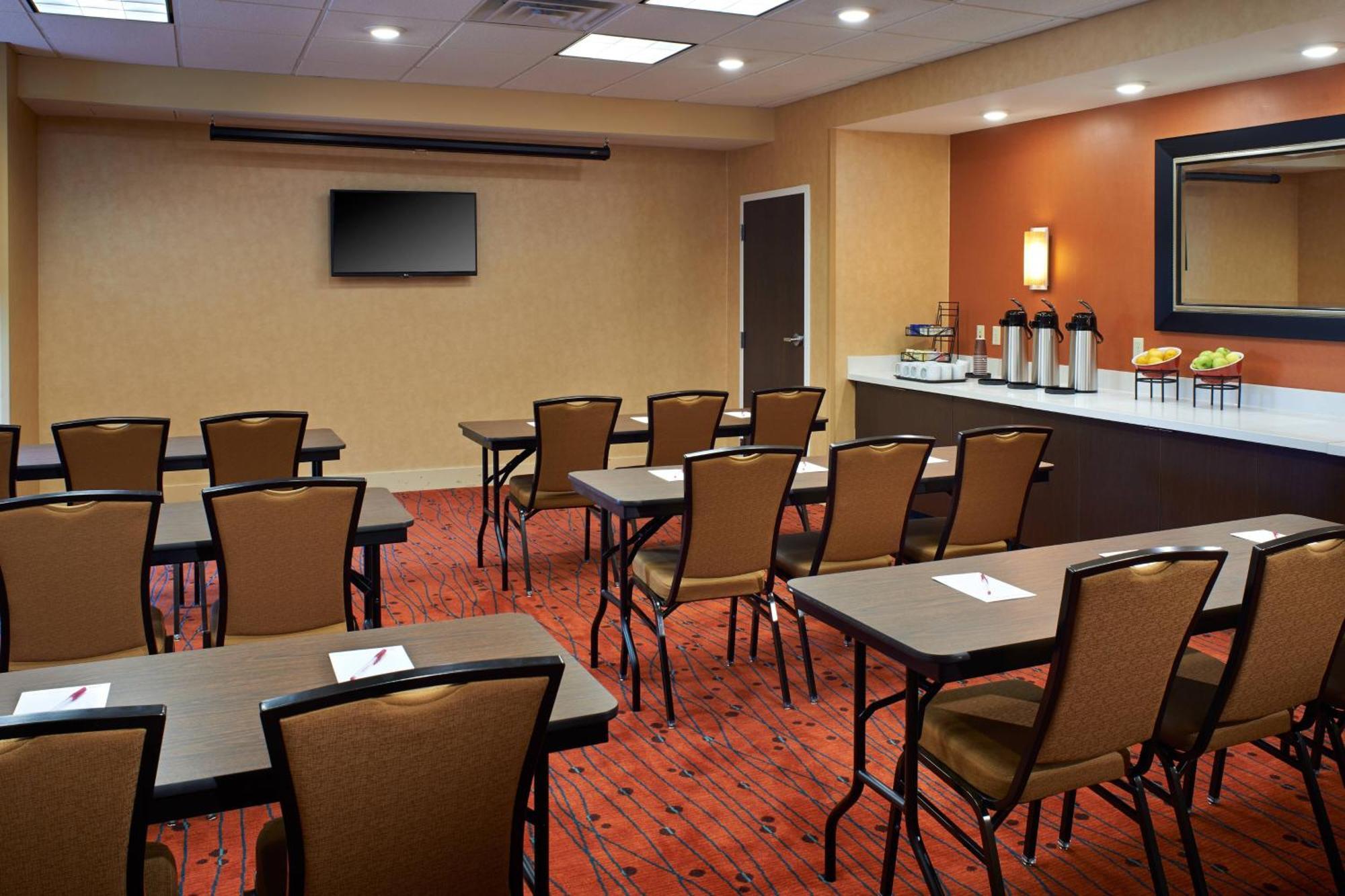 By Marriott North 3*